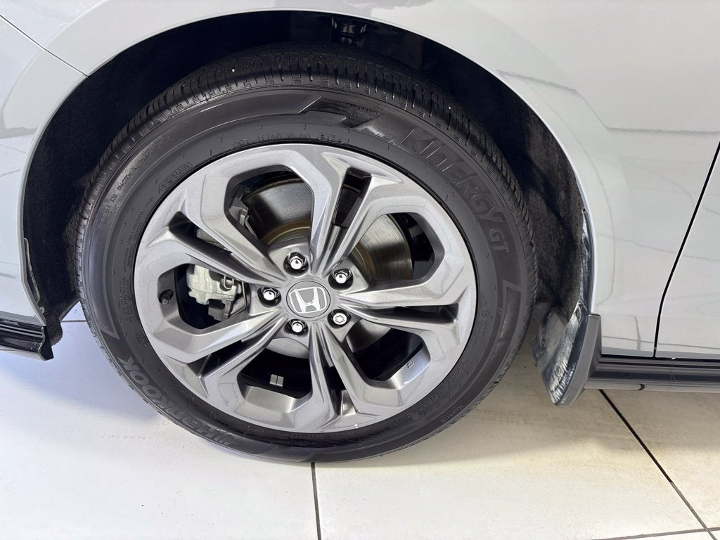 Used 2025 Honda Accord EX-L image 9