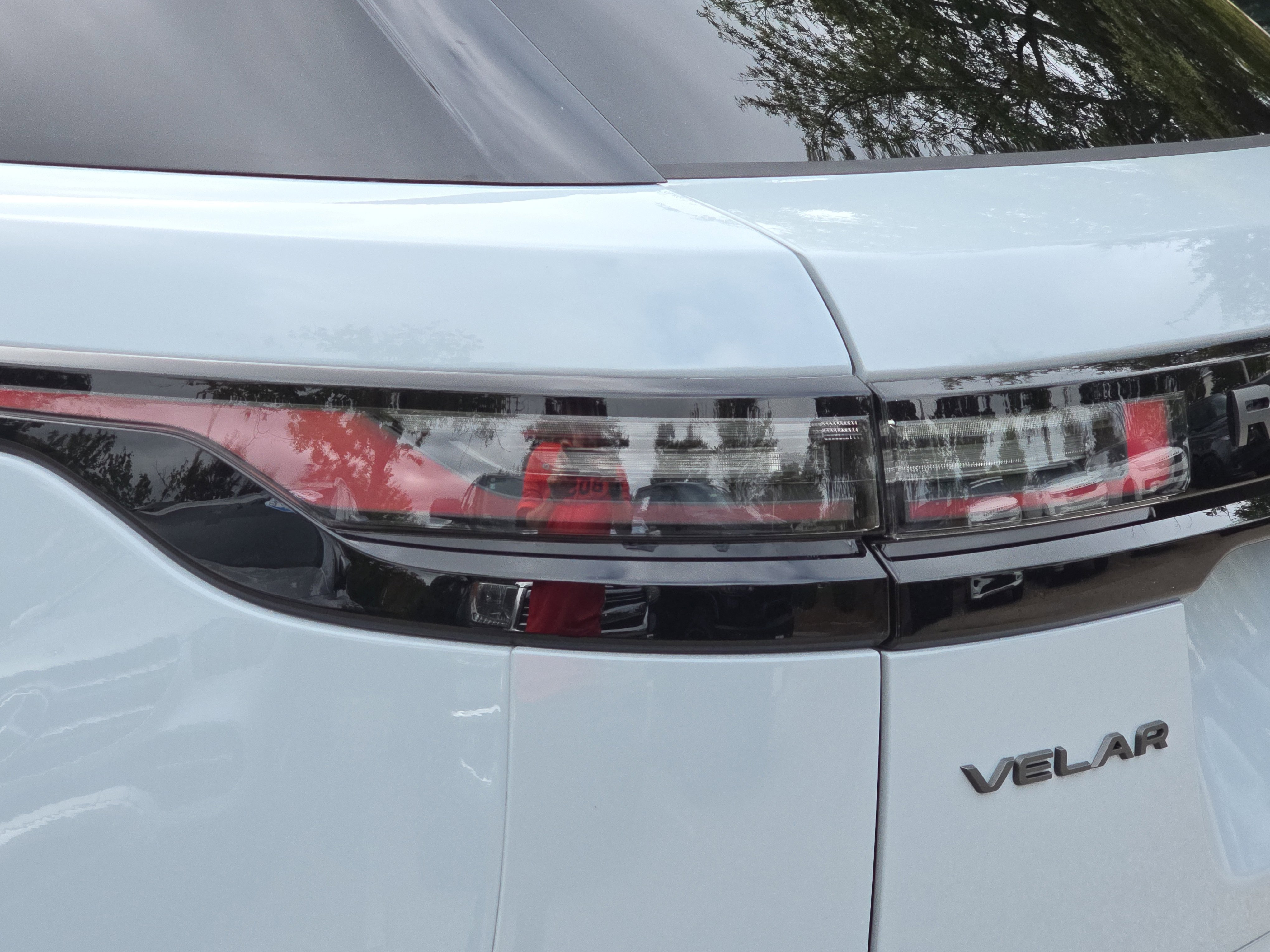 New 2026 Land Rover Range Rover Velar Dynamic SE image 35