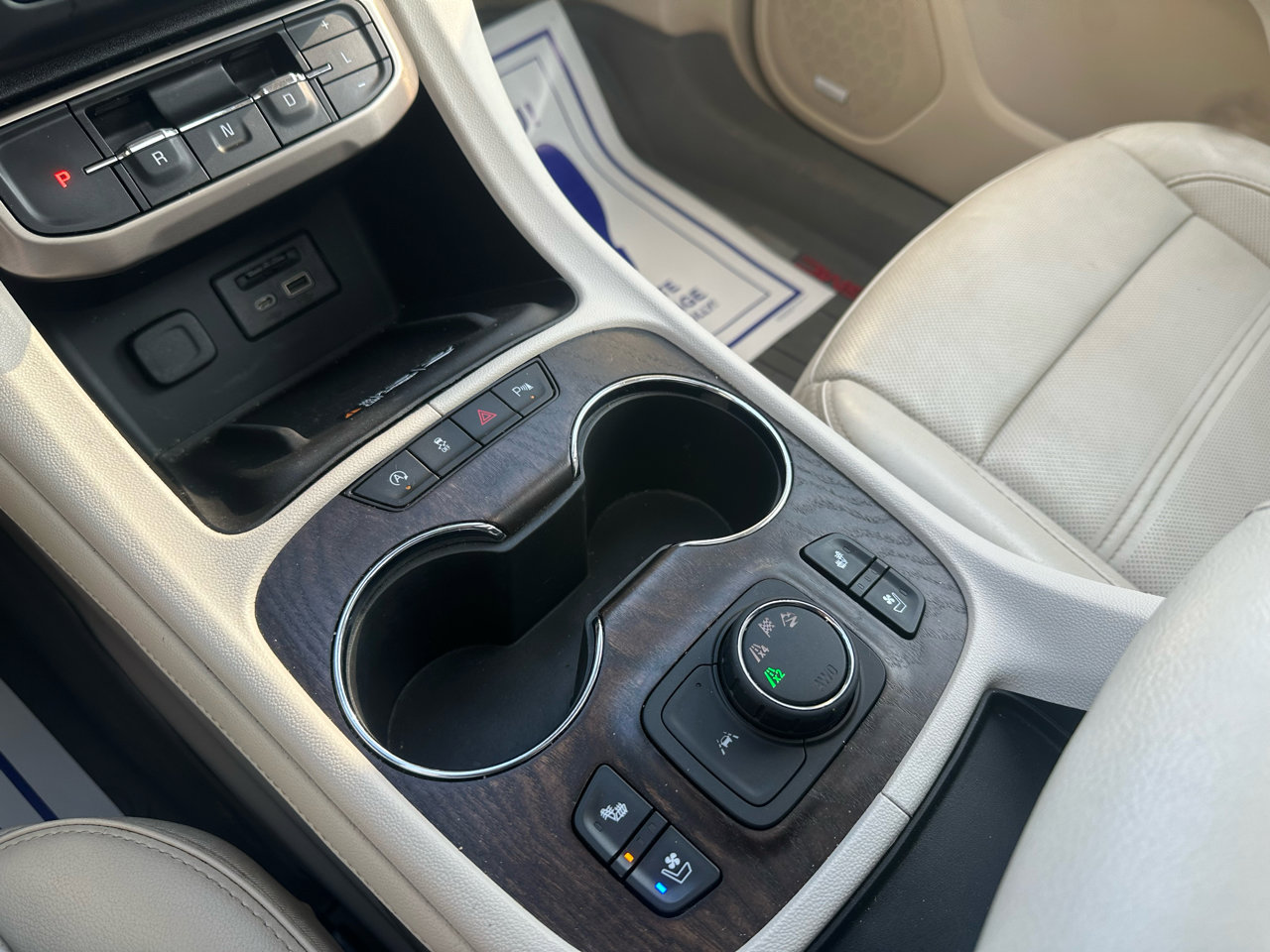 Used 2020 GMC Acadia Denali w/ LPO, Floor Liner Package image 19