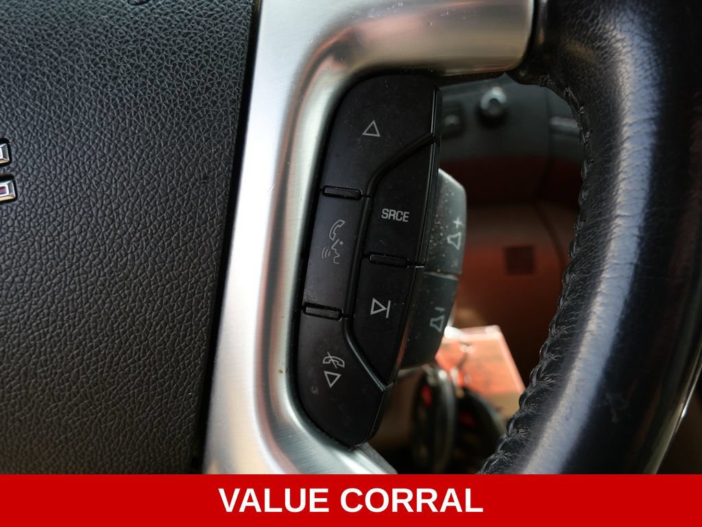Used 2017 GMC Acadia Limited SLT AWD/4WD image 25