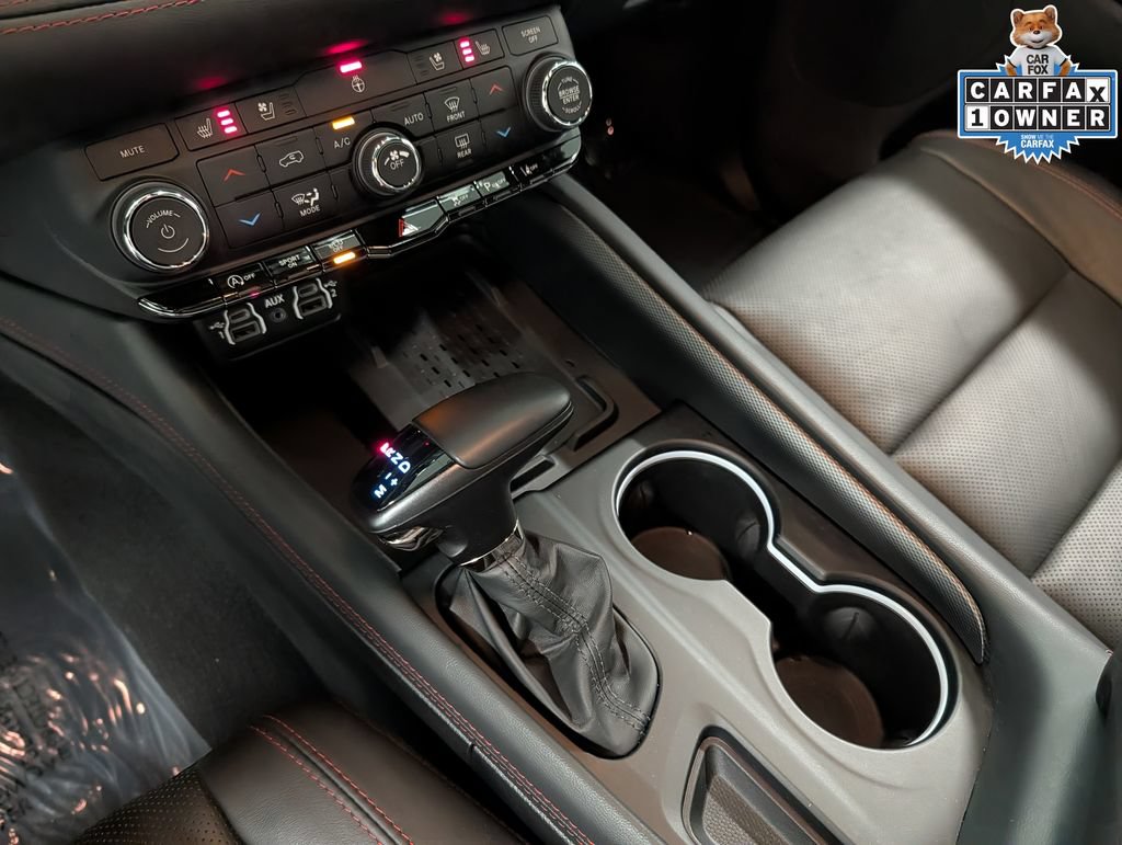 Used 2025 Dodge Durango GT AWD/4WD image 14