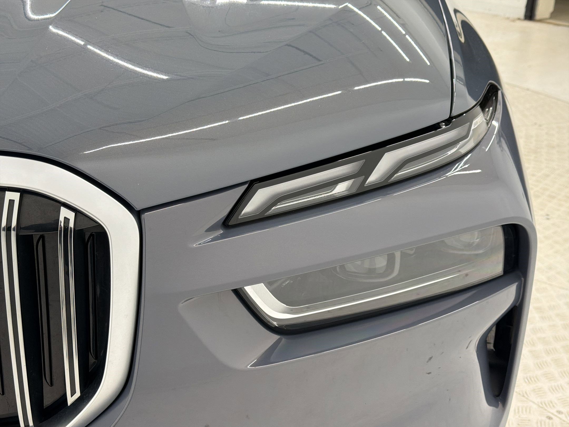 Certified 2024 BMW X7 xDrive40i w/ Premium Package image 11