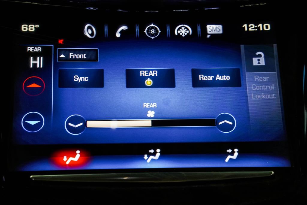 Used 2020 Cadillac Escalade Luxury image 35