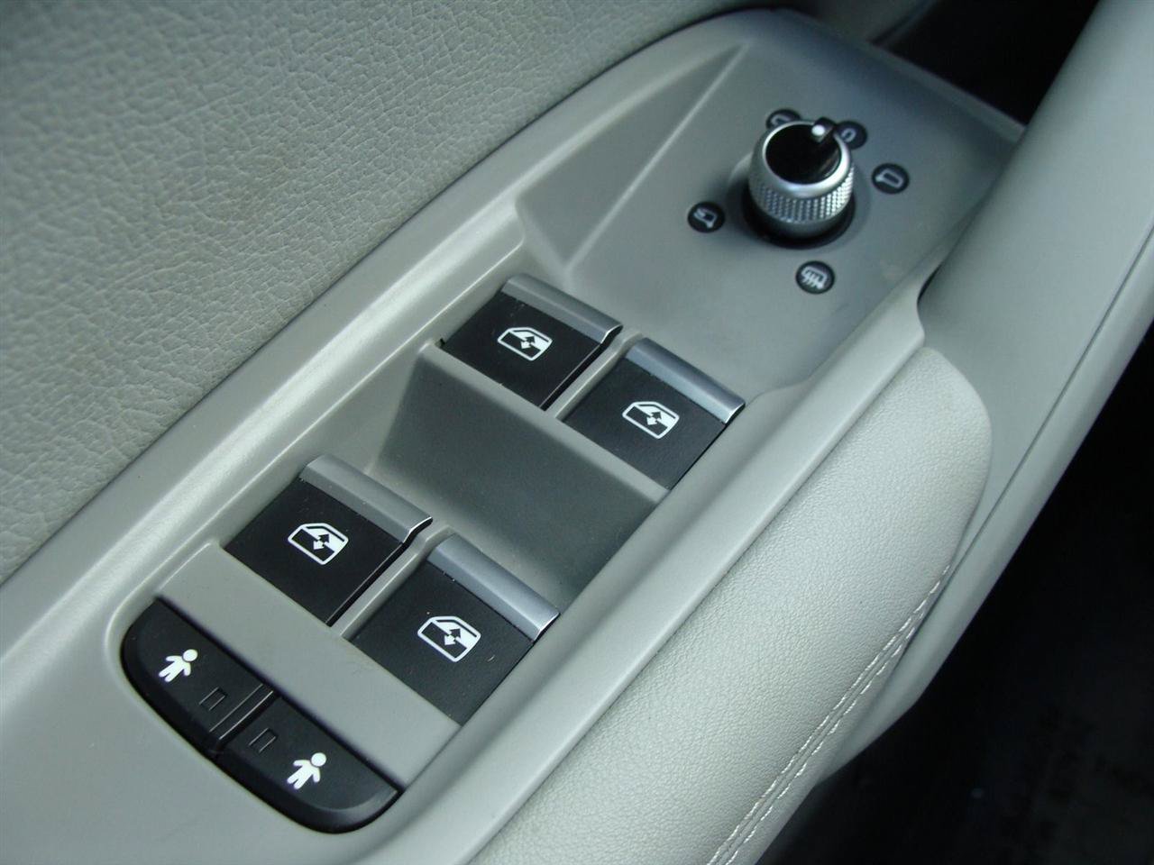 Used 2020 Audi Q5 2.0T Premium Plus AWD/4WD image 30