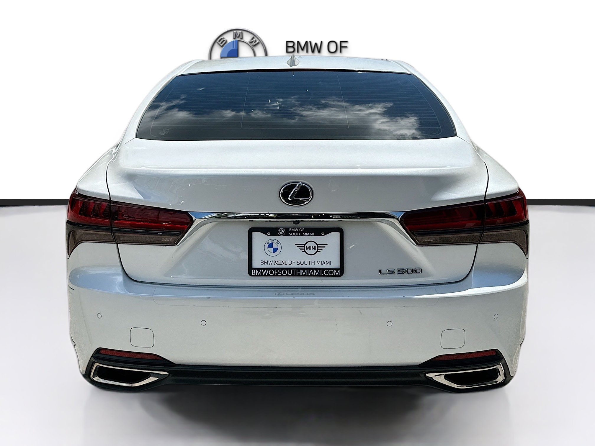 Used 2023 Lexus LS 500 w/ Accessory Package (Z2) RWD image 5
