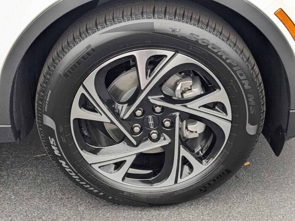 New 2026 Lincoln Nautilus Premier w/ Equipment Group 102A AWD/4WD image 11