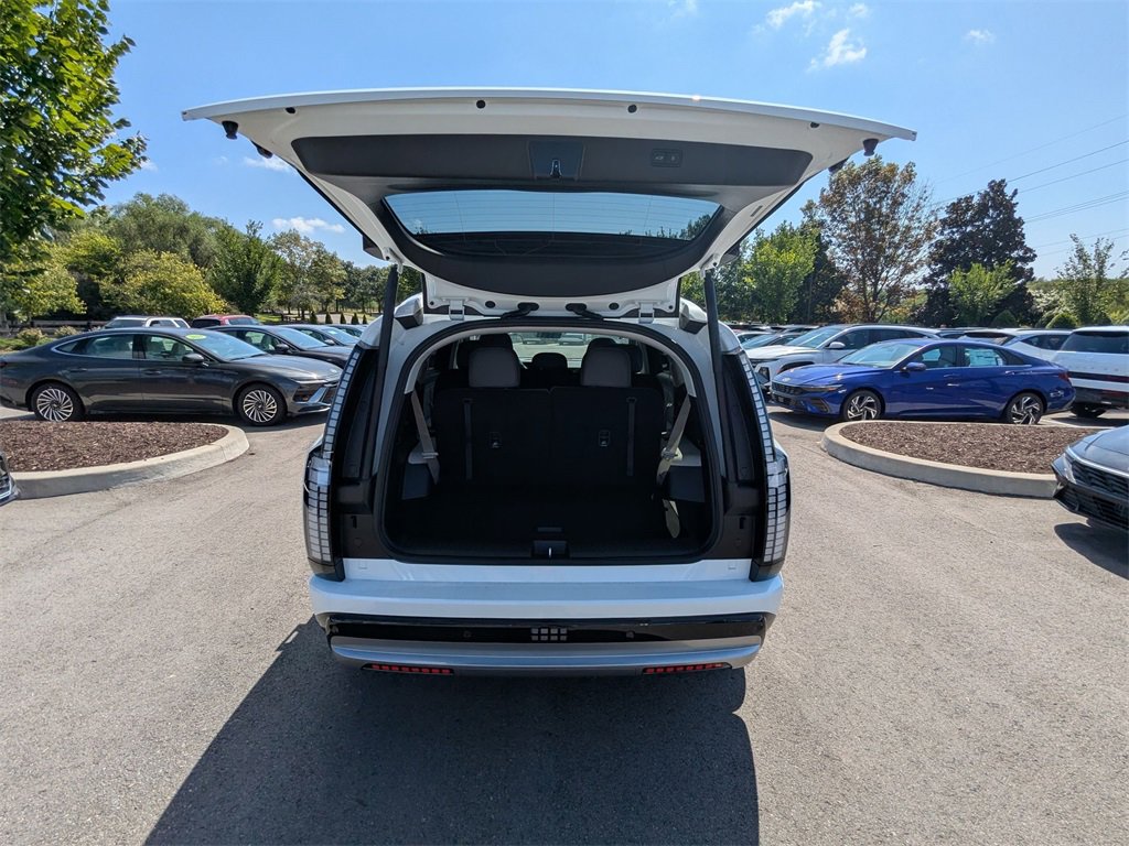 New 2026 Hyundai Ioniq 9 SEL image 6