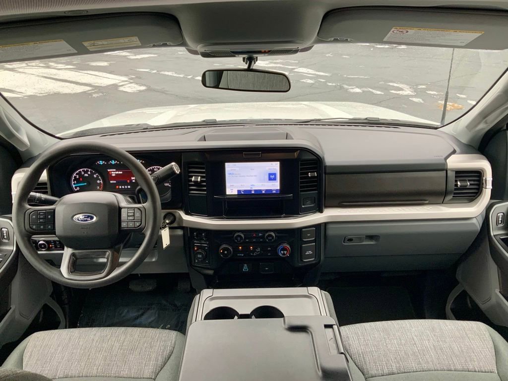 Used 2025 Ford F350 XLT image 15
