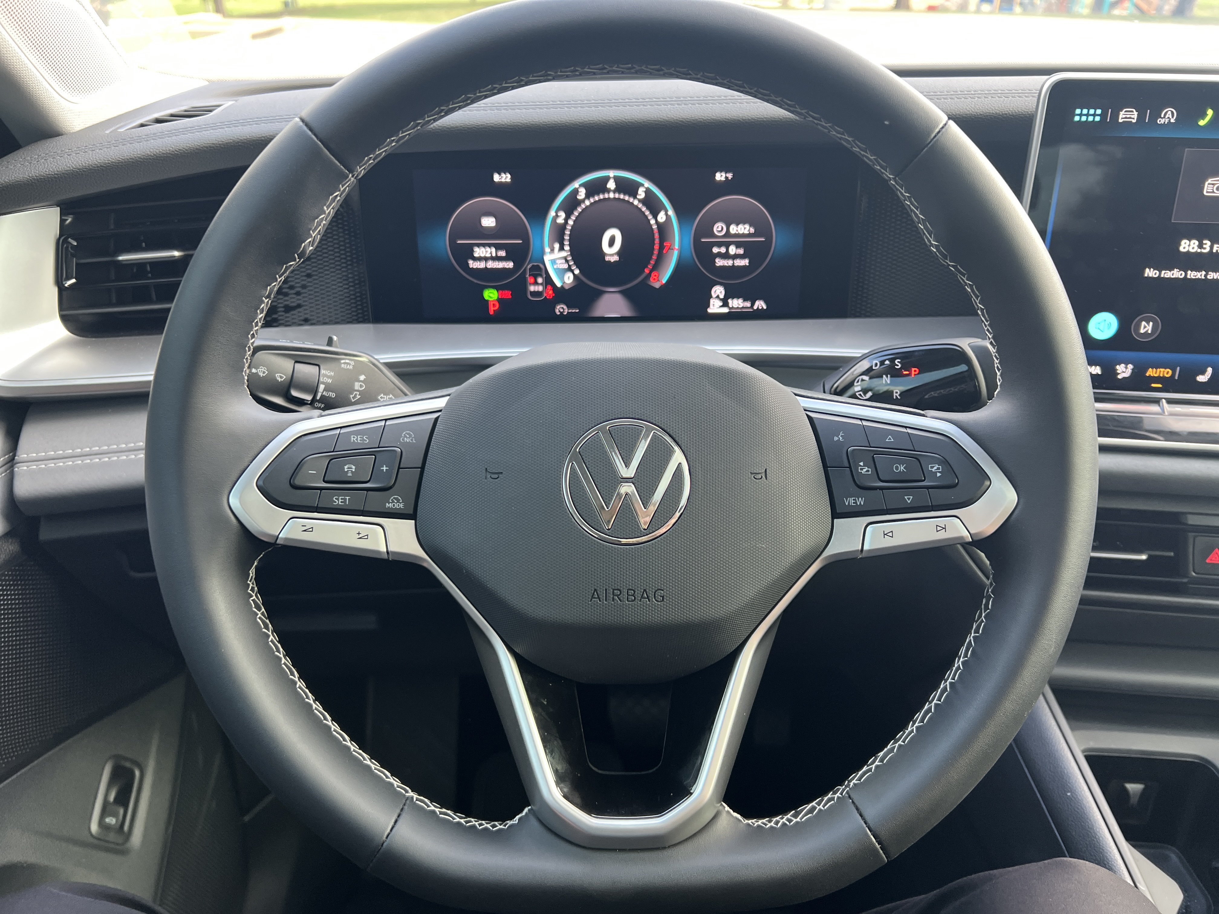 Certified 2026 Volkswagen Tiguan SE AWD/4WD image 14