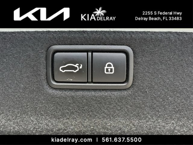 Used 2020 Genesis G80 5.0 Ultimate RWD image 9
