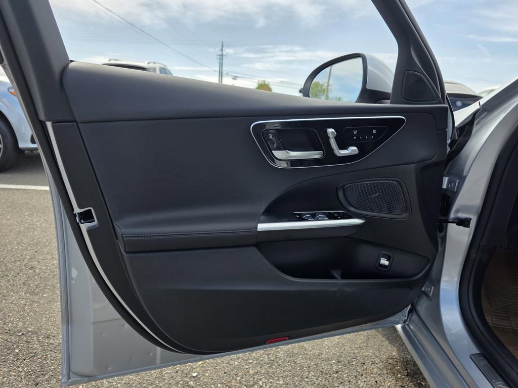 New 2026 Mercedes-Benz C 300 Sedan image 11