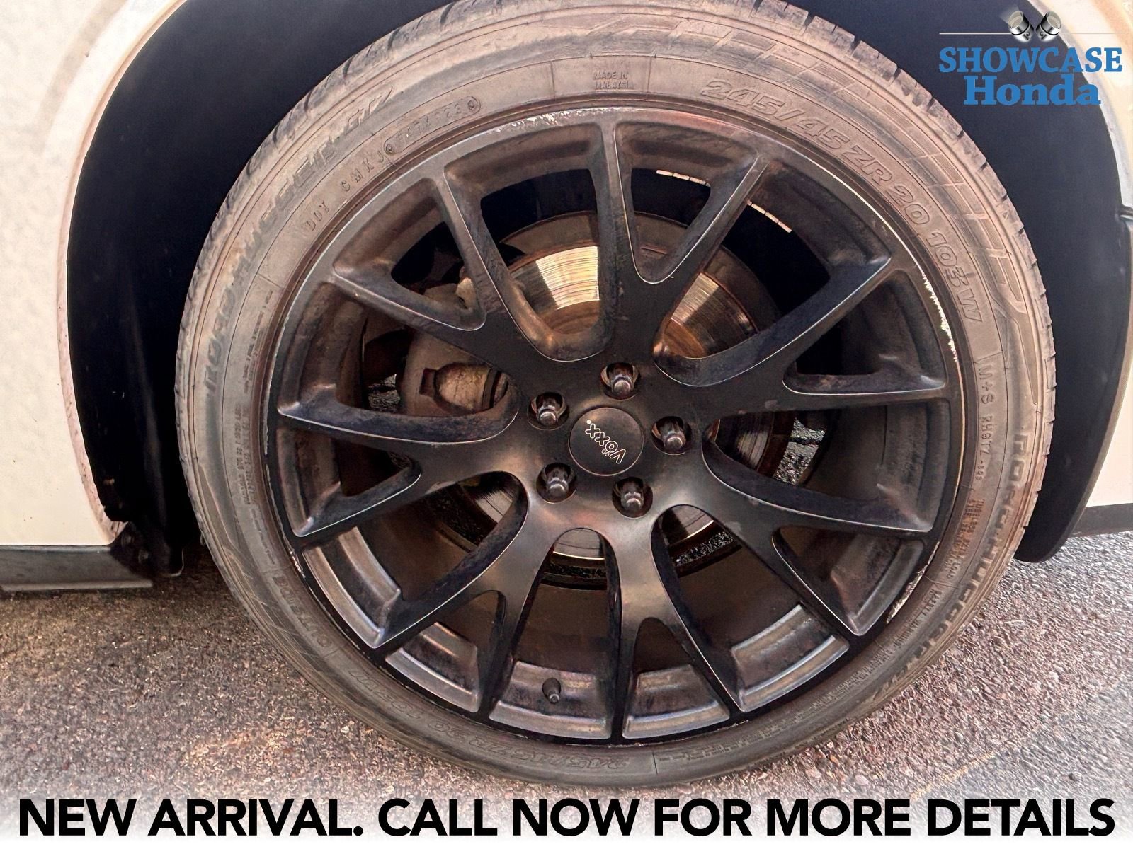 Used 2013 Dodge Challenger SXT RWD image 7