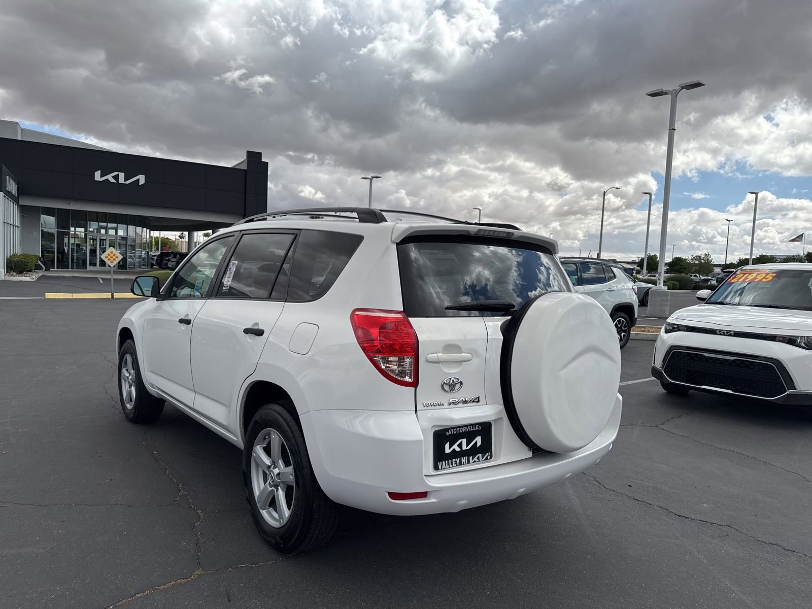 Used 2007 Toyota RAV4 2WD image 8