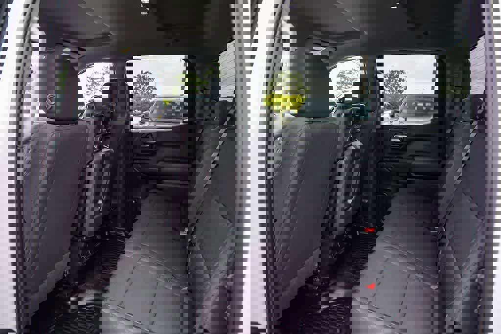 Used 2022 Chevrolet Silverado 1500 W/T w/ WT Value Package image 18