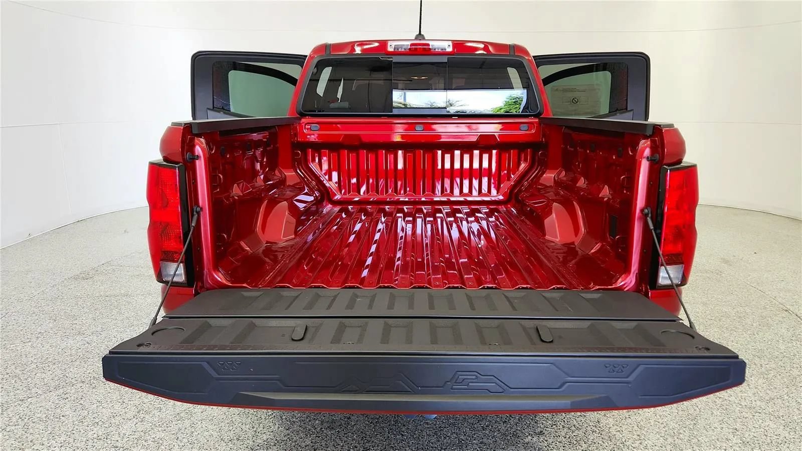New 2026 Chevrolet Colorado W/T w/ WT Convenience Package II AWD/4WD image 19
