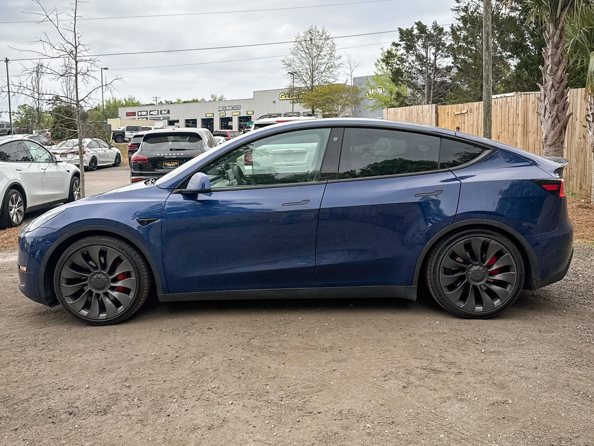 Used 2022 Tesla Model Y Performance image 5