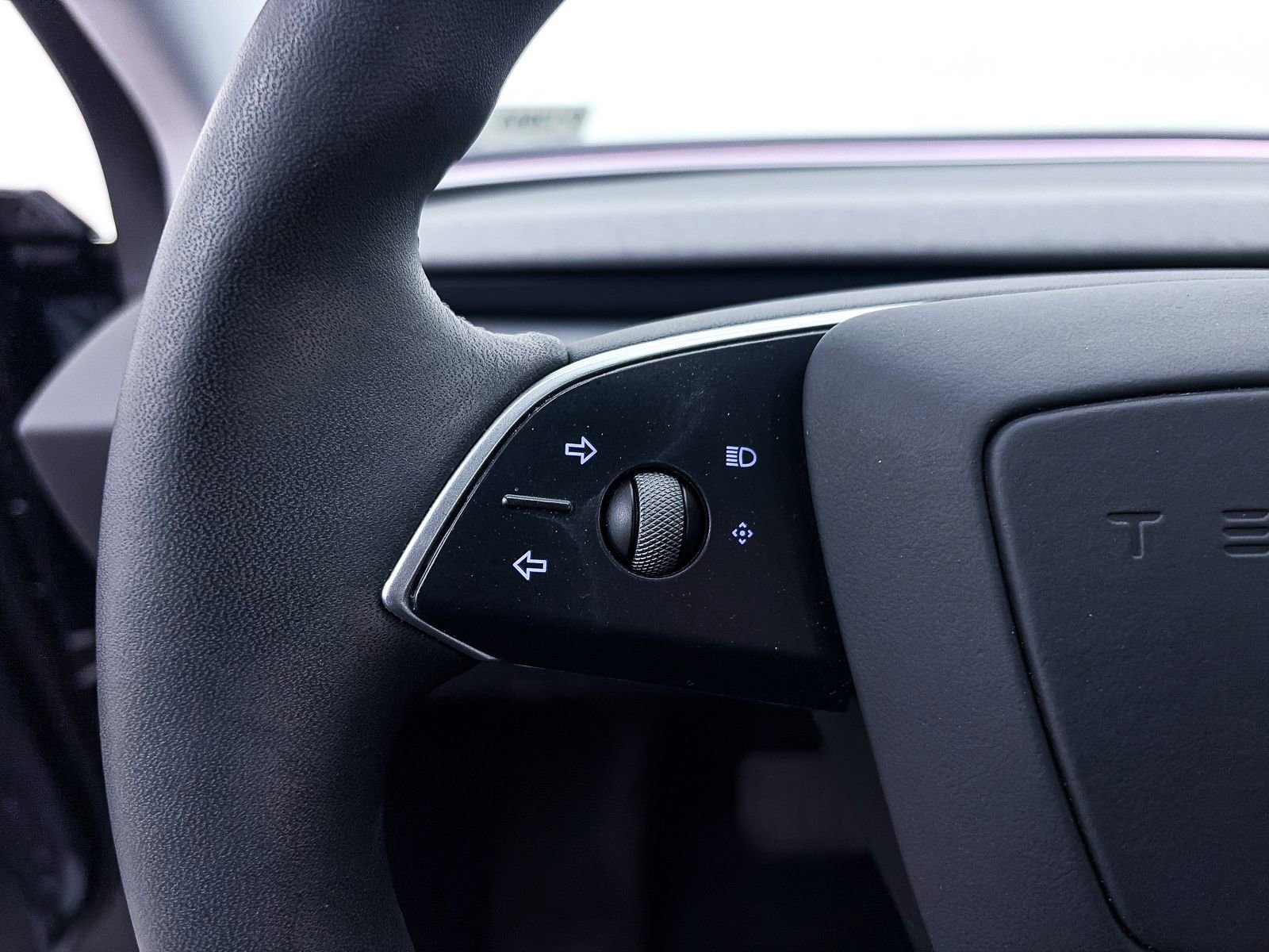 Used 2024 Tesla Model 3 Long Range RWD image 29