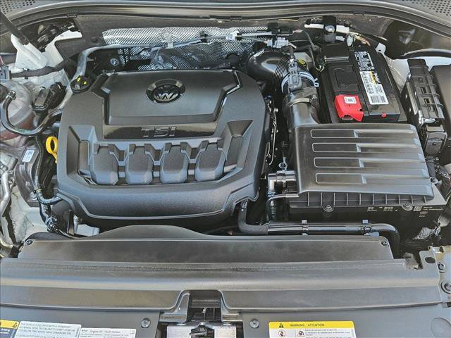 Used 2022 Volkswagen Tiguan SE R-Line AWD/4WD image 22