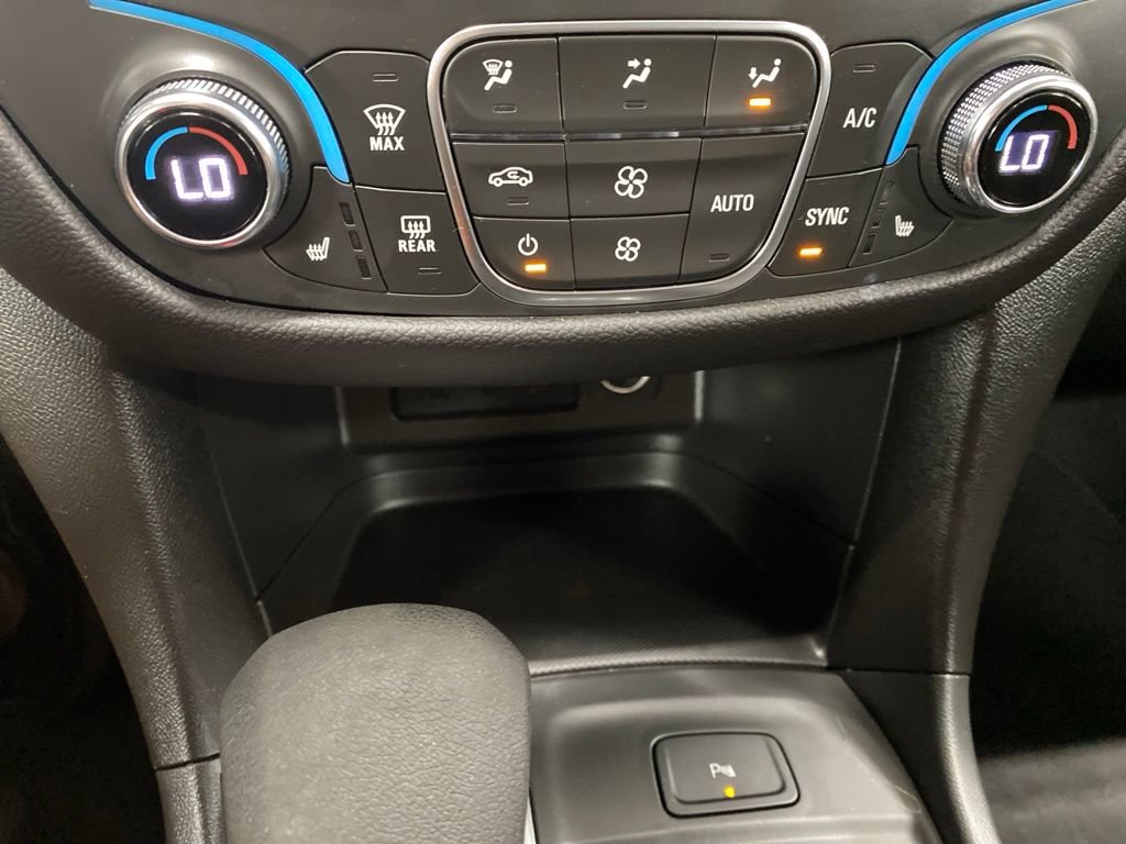 Used 2024 Chevrolet Equinox LT AWD/4WD image 47