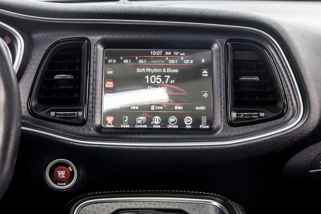 Used 2015 Dodge Challenger SRT w/ Technology Group image 20