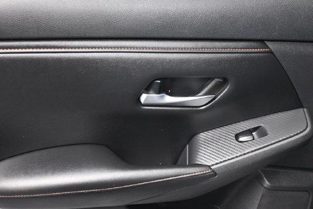 Used 2021 Nissan Sentra SR w/ Electronics Package FWD image 11