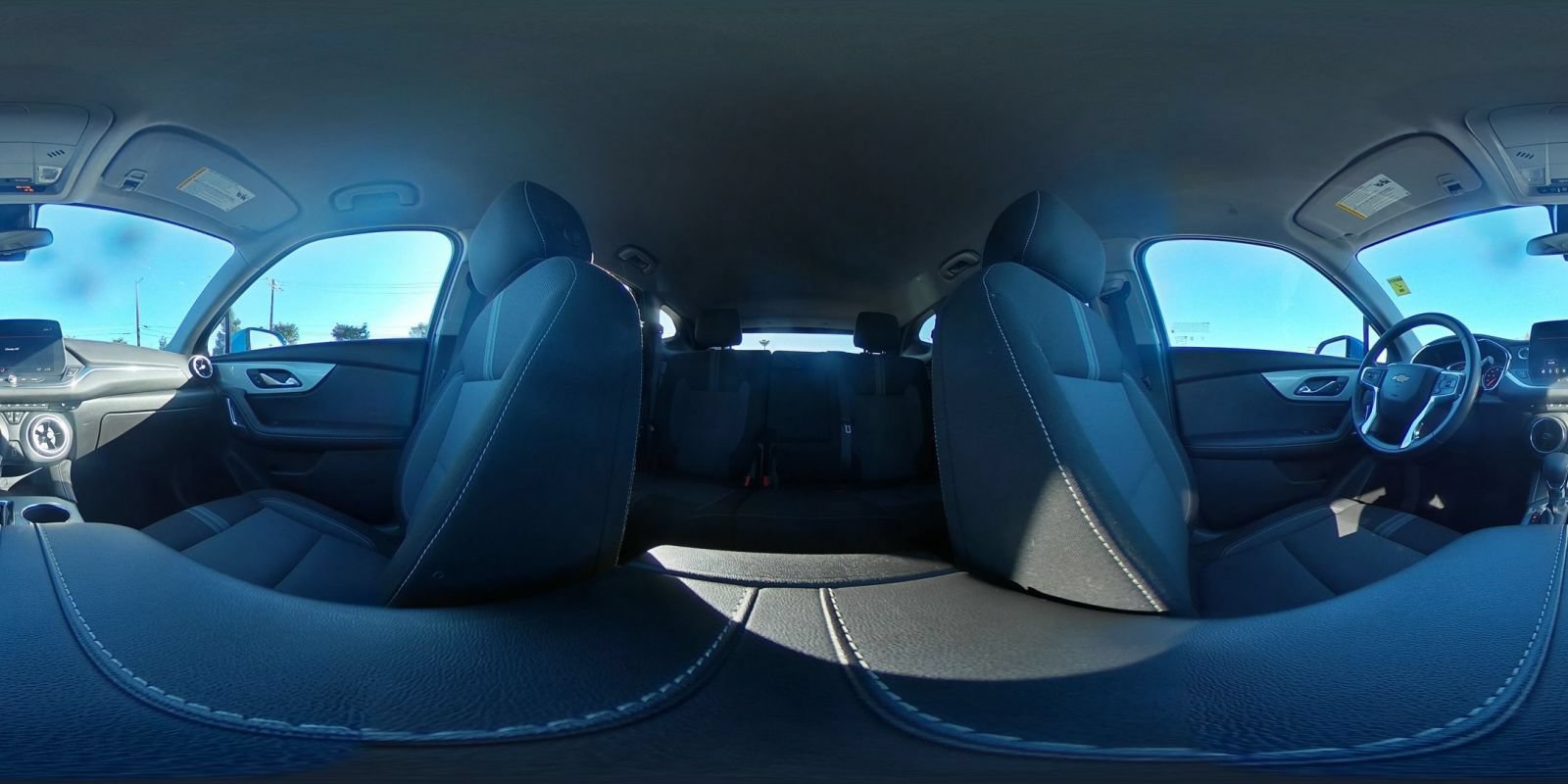 Used 2025 Chevrolet Blazer LT FWD image 37