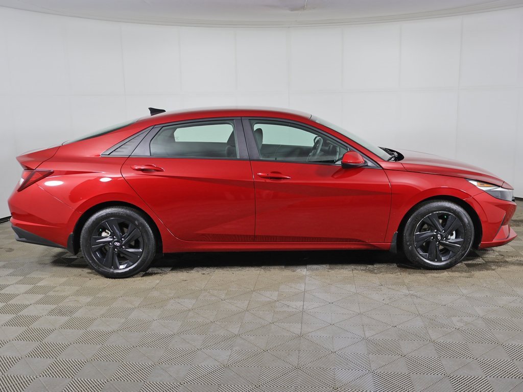 Certified 2023 Hyundai Elantra SEL image 13