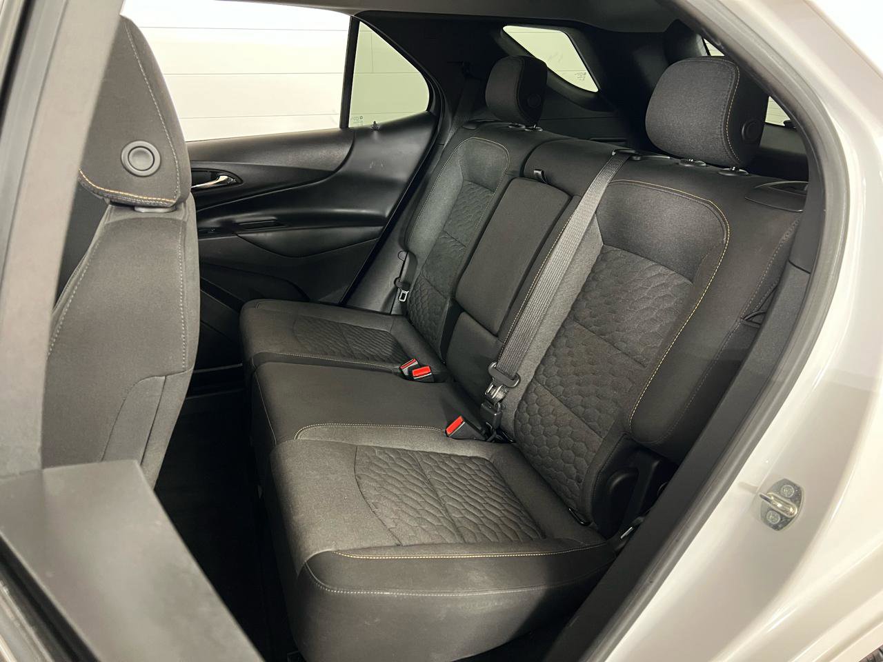 Used 2018 Chevrolet Equinox LT image 29