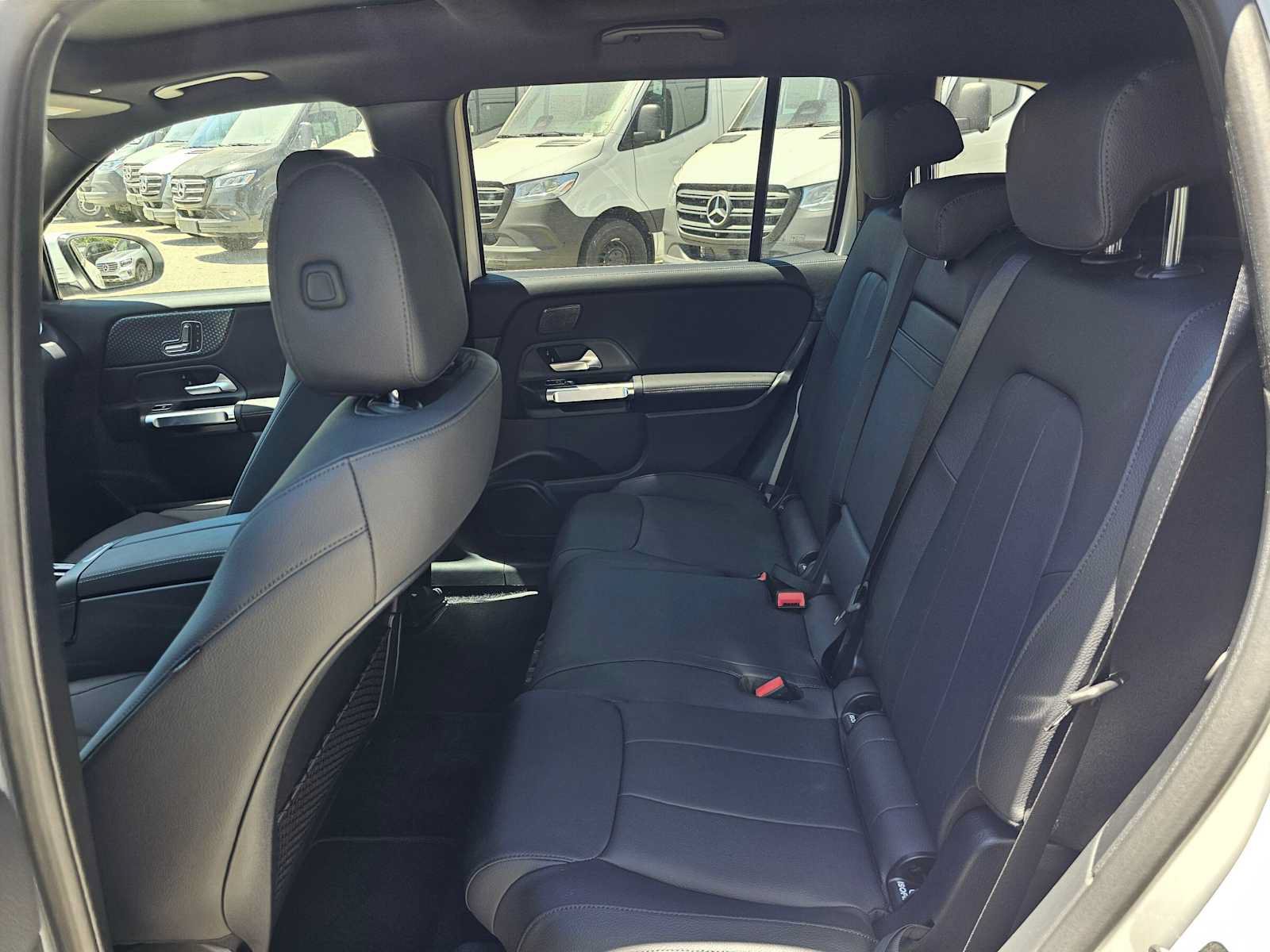 New 2026 Mercedes-Benz GLB 250 image 16