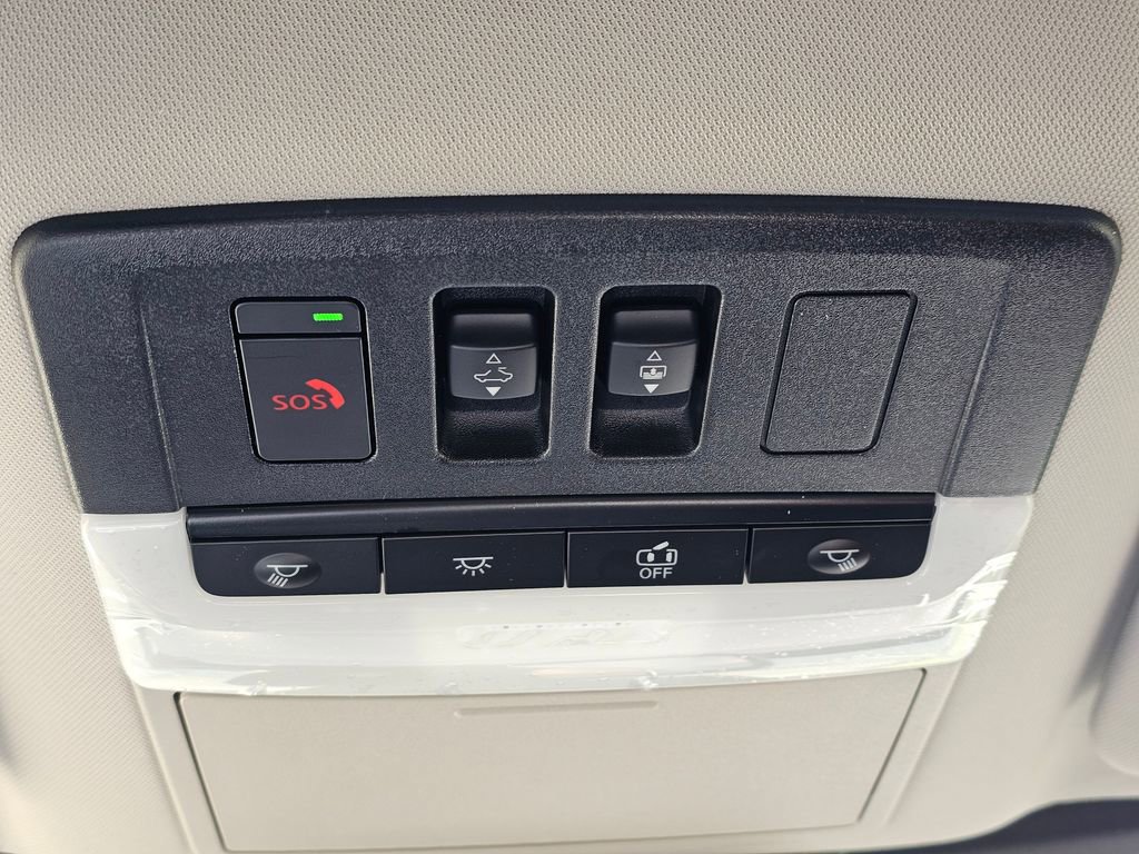 New 2026 Nissan Pathfinder Platinum AWD/4WD image 17