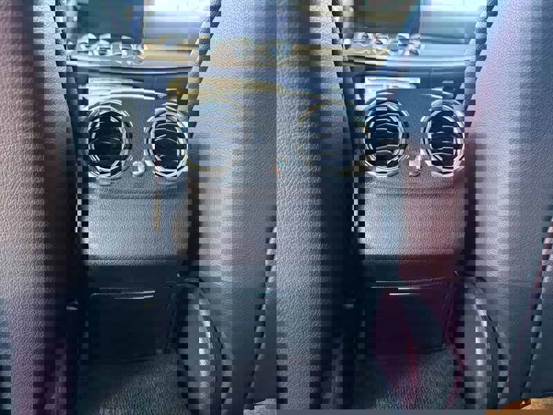 Used 2017 Mercedes-Benz E 300 image 29