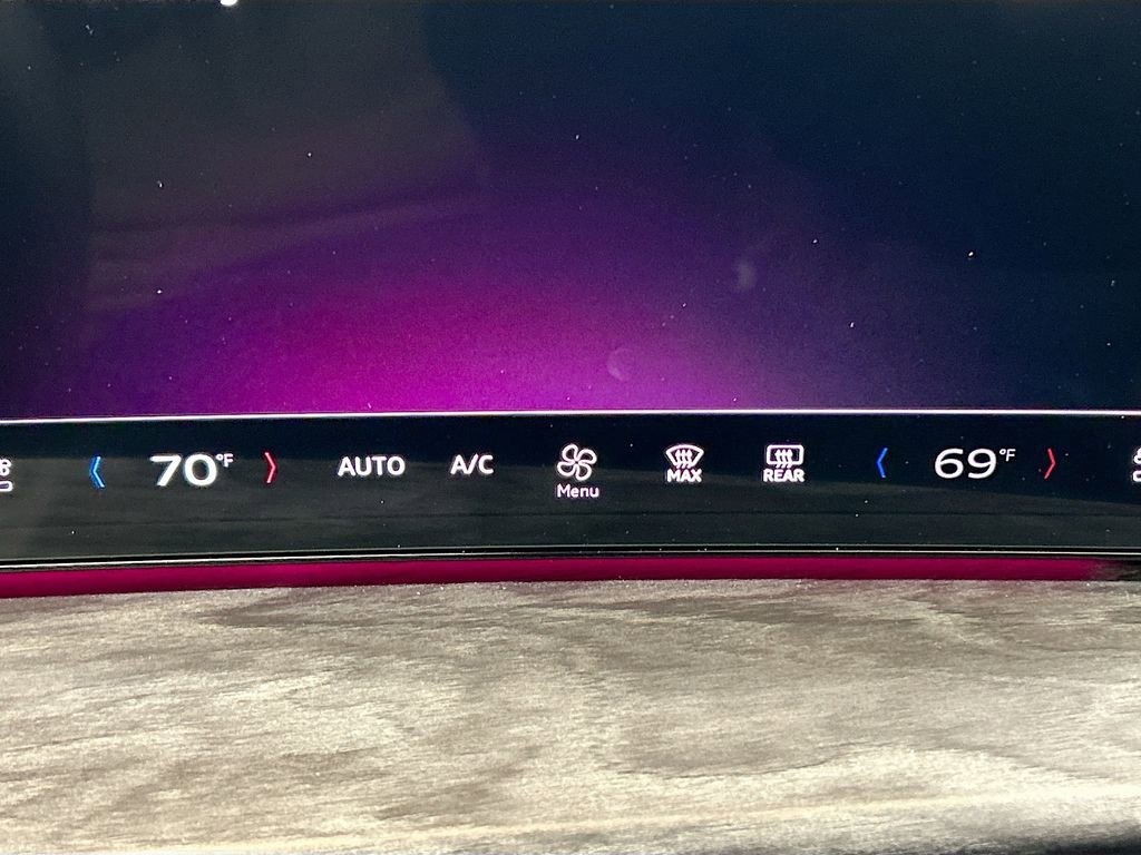 Used 2025 Audi Q5 Premium Plus image 13