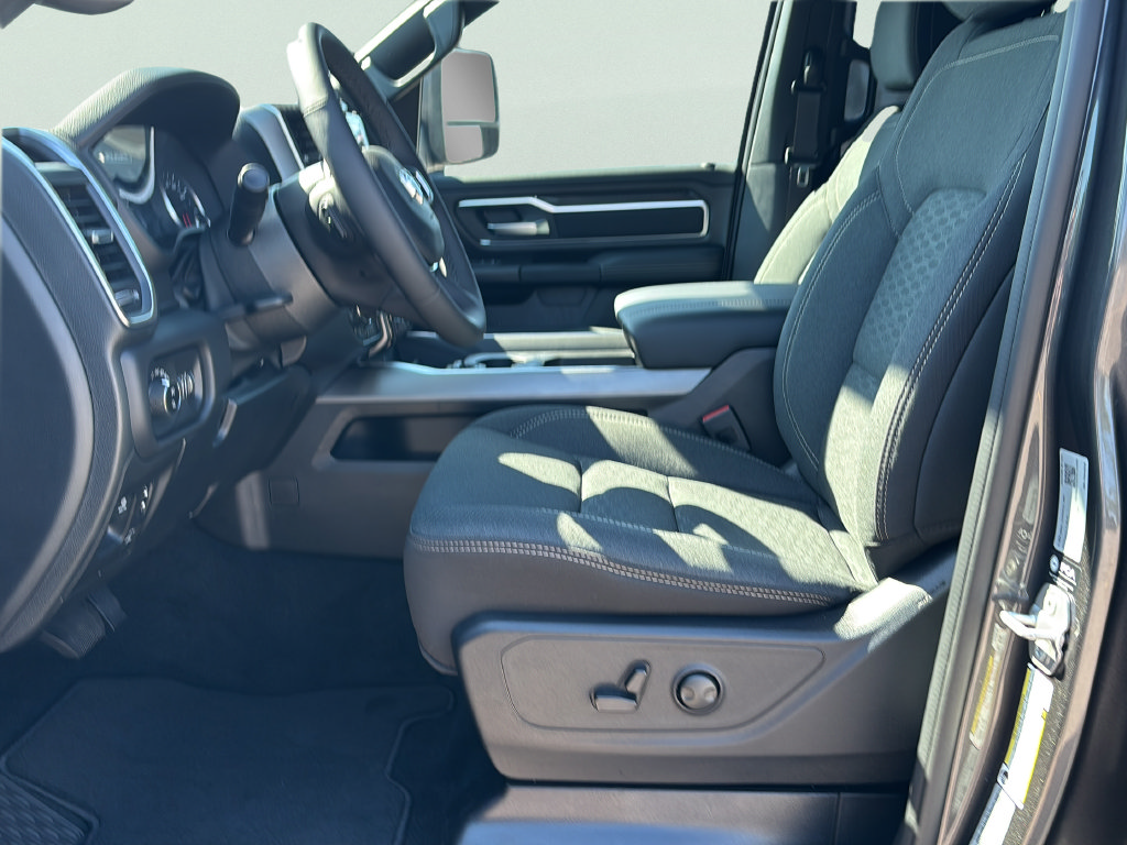 New 2026 RAM 1500 Big Horn AWD/4WD image 20