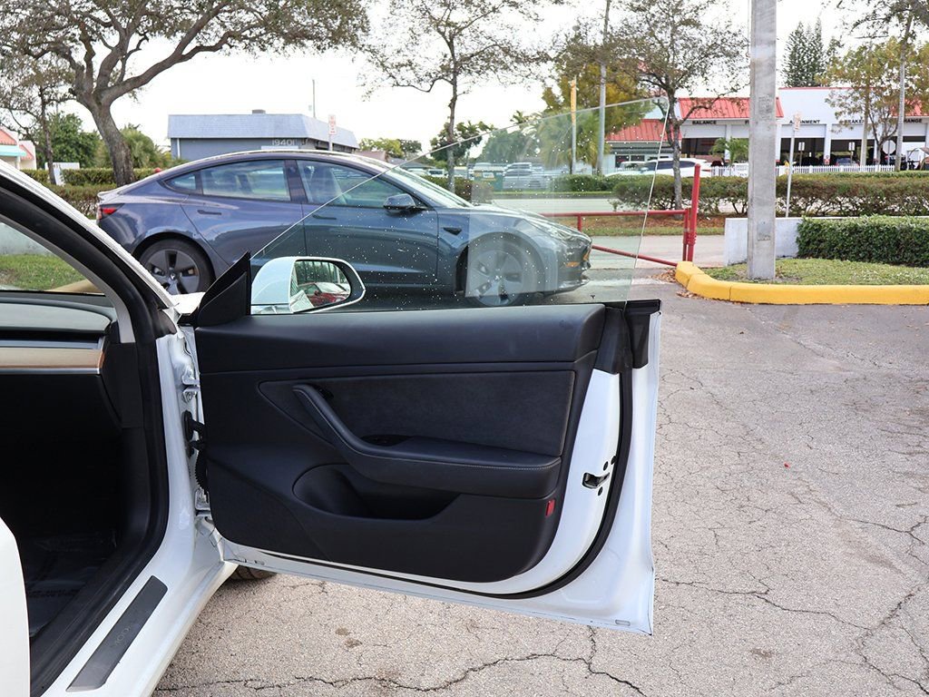 Used 2019 Tesla Model 3 Long Range image 24