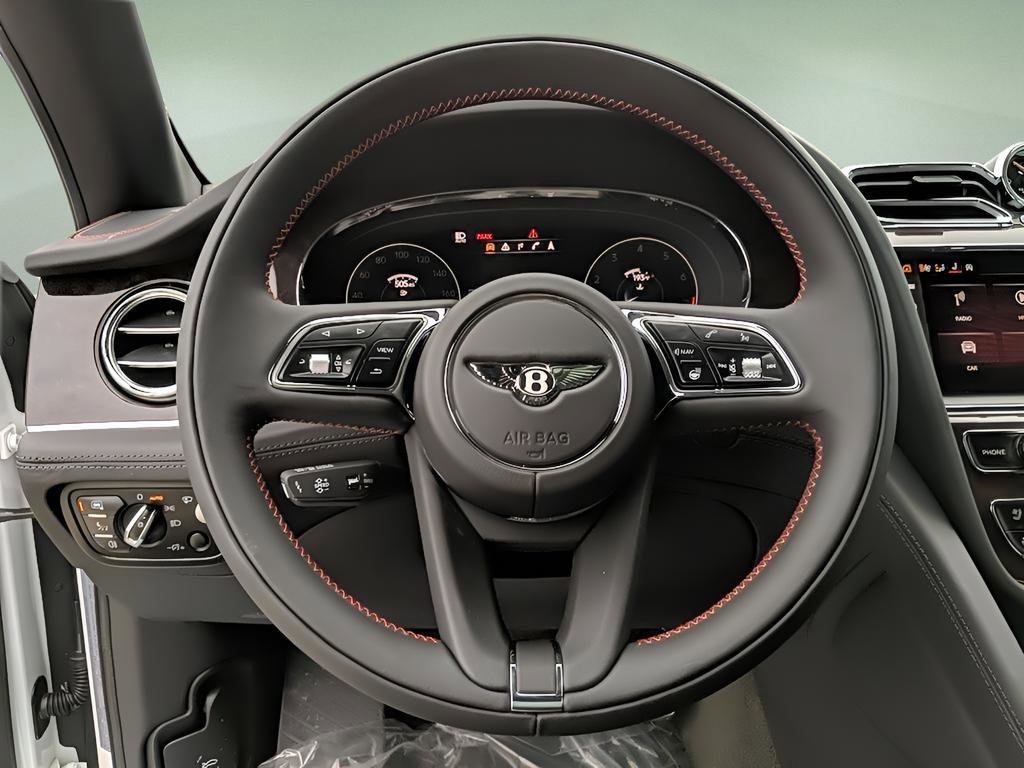 Used 2023 Bentley Bentayga Extended Wheelbase image 24