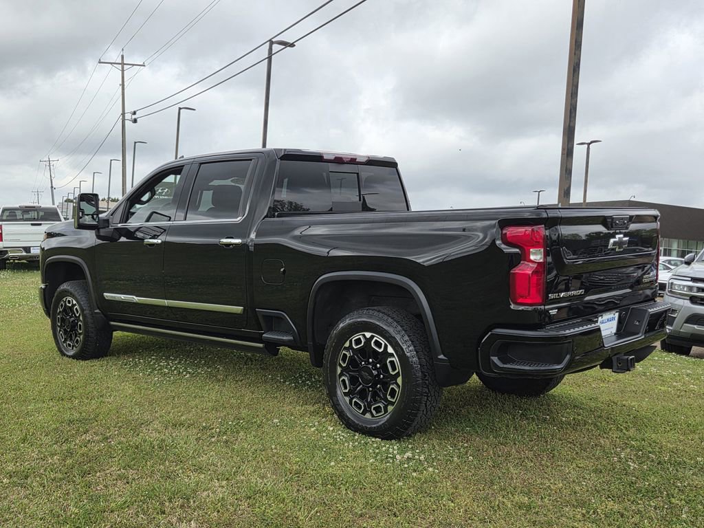 Used 2024 Chevrolet Silverado 2500 High Country w/ High Country Premium Package image 6
