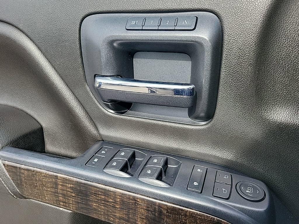 Used 2015 GMC Sierra 3500 Denali image 13