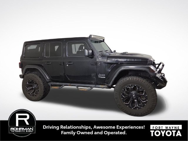 Used 2019 Jeep Wrangler Unlimited Sahara w/ Quick Order Package 24M Moab AWD/4WD image 6