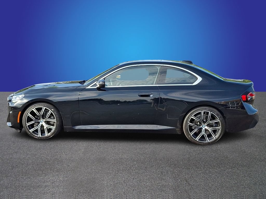 Used 2022 BMW 230i Coupe w/ Convenience Package RWD image 7