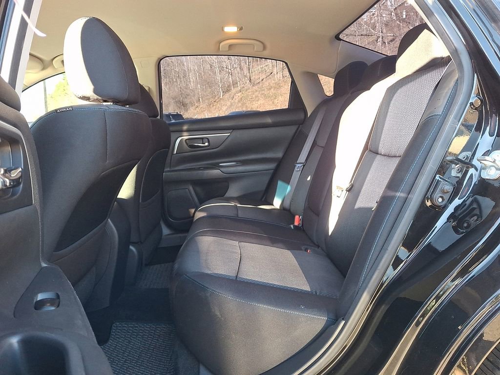 Used 2017 Nissan Altima 2.5 SR image 10