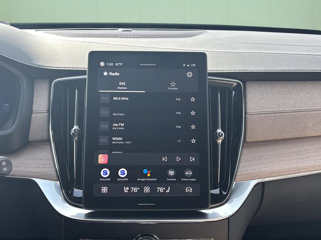 Used 2025 Volvo XC90 T8 Ultra image 30