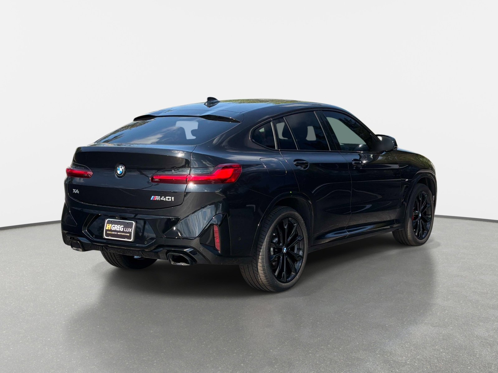 Used 2023 BMW X4 M40i image 3