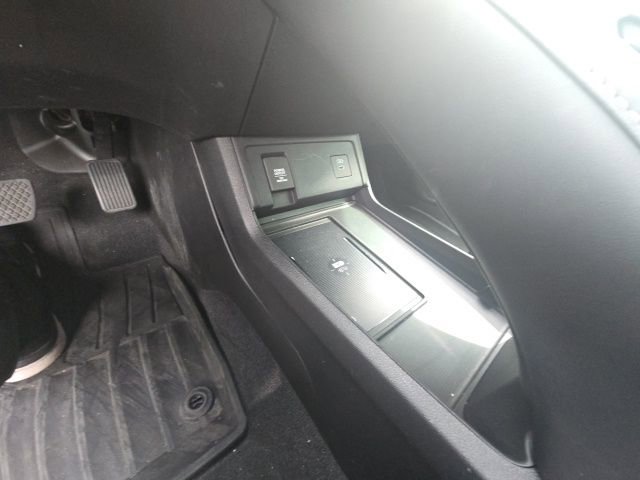 Used 2024 Acura RDX w/ Technology Package image 9