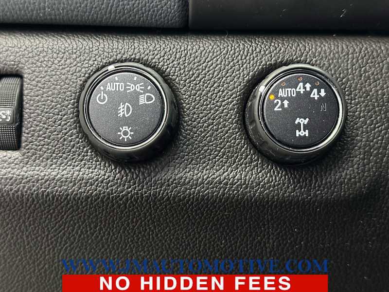 Used 2021 Chevrolet Colorado Z71 w/ Z71 Midnight Edition image 30