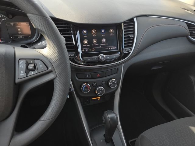 Used 2022 Chevrolet Trax LS w/ Tint and Cruise Package image 31