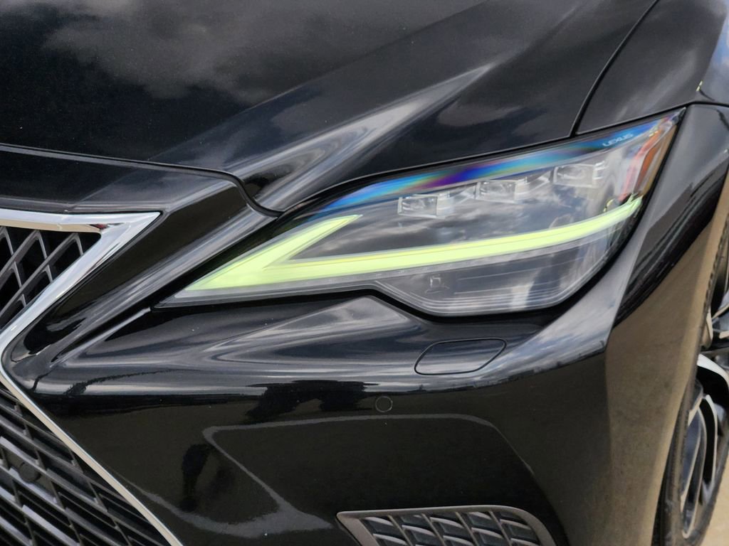 Used 2022 Lexus LS 500 AWD w/ Executive Package image 9