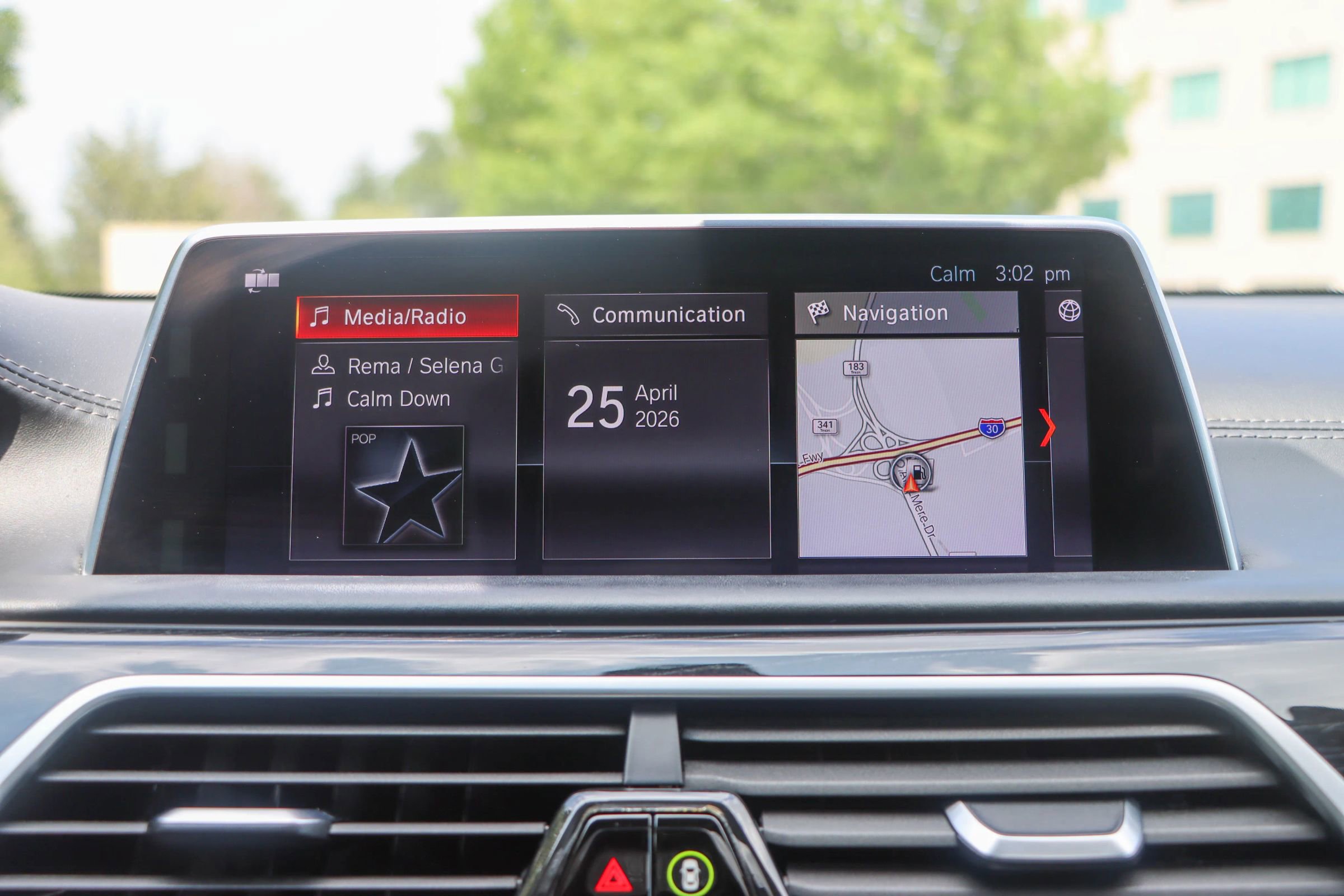 Used 2019 BMW 750i w/ Executive Package RWD image 40