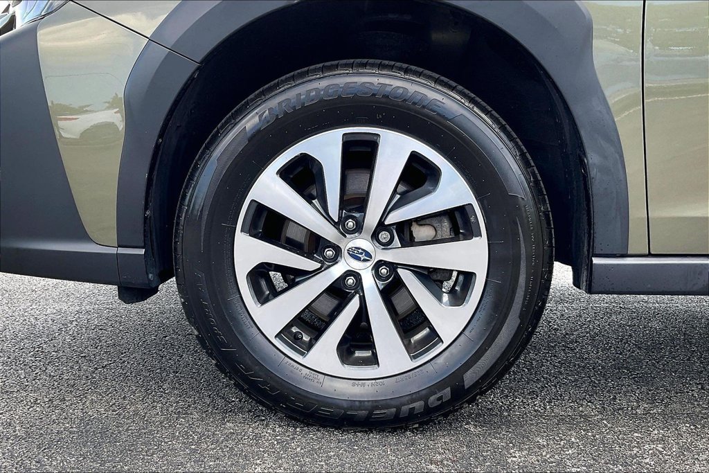 Certified 2024 Subaru Outback Premium AWD/4WD image 9