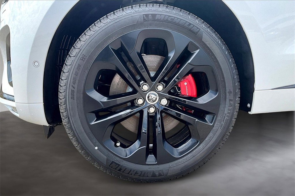 New 2026 Jaguar F-PACE R-Dynamic S image 12