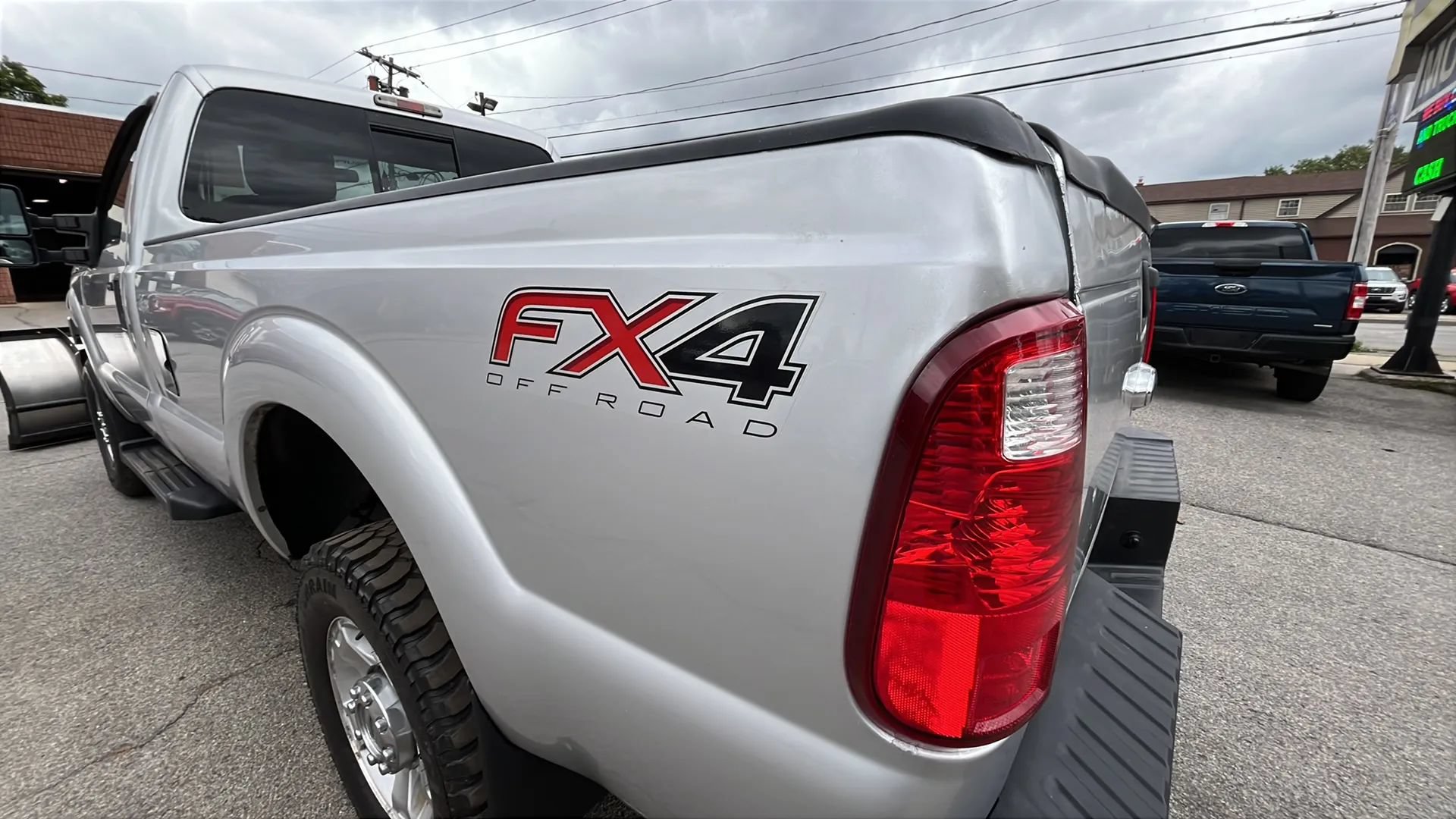 Used 2016 Ford F350 XLT AWD/4WD image 6